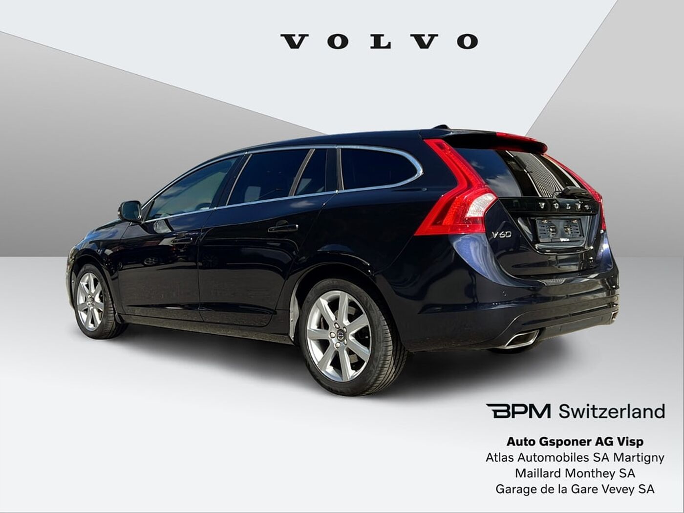 Volvo  2.4 D4 Momentum AWD